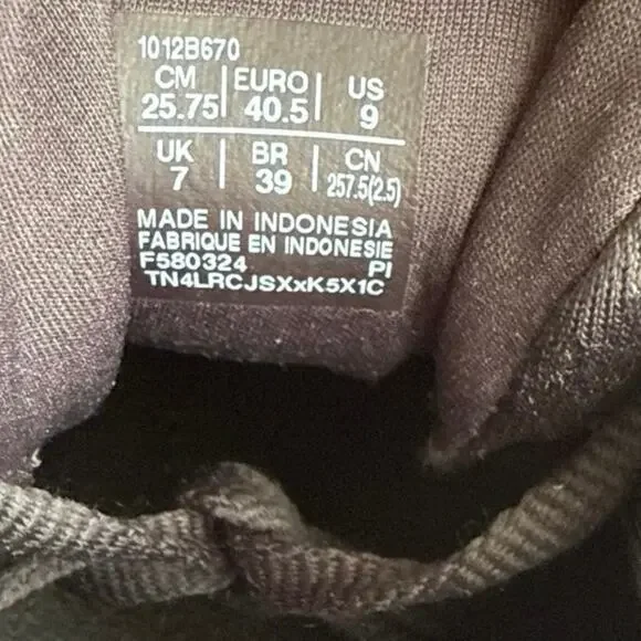 Asics Gel Kayano 31 Black/White Women Running Sneakers- SZ 9 - Picture 14 of 14